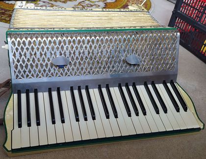 Hohner-Unique accordion - Zampa 40s a/s